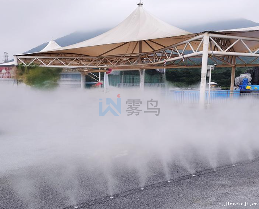 北京公园的夏日秘密武器 —— 喷雾降温系统✨，北京喷雾降温厂家